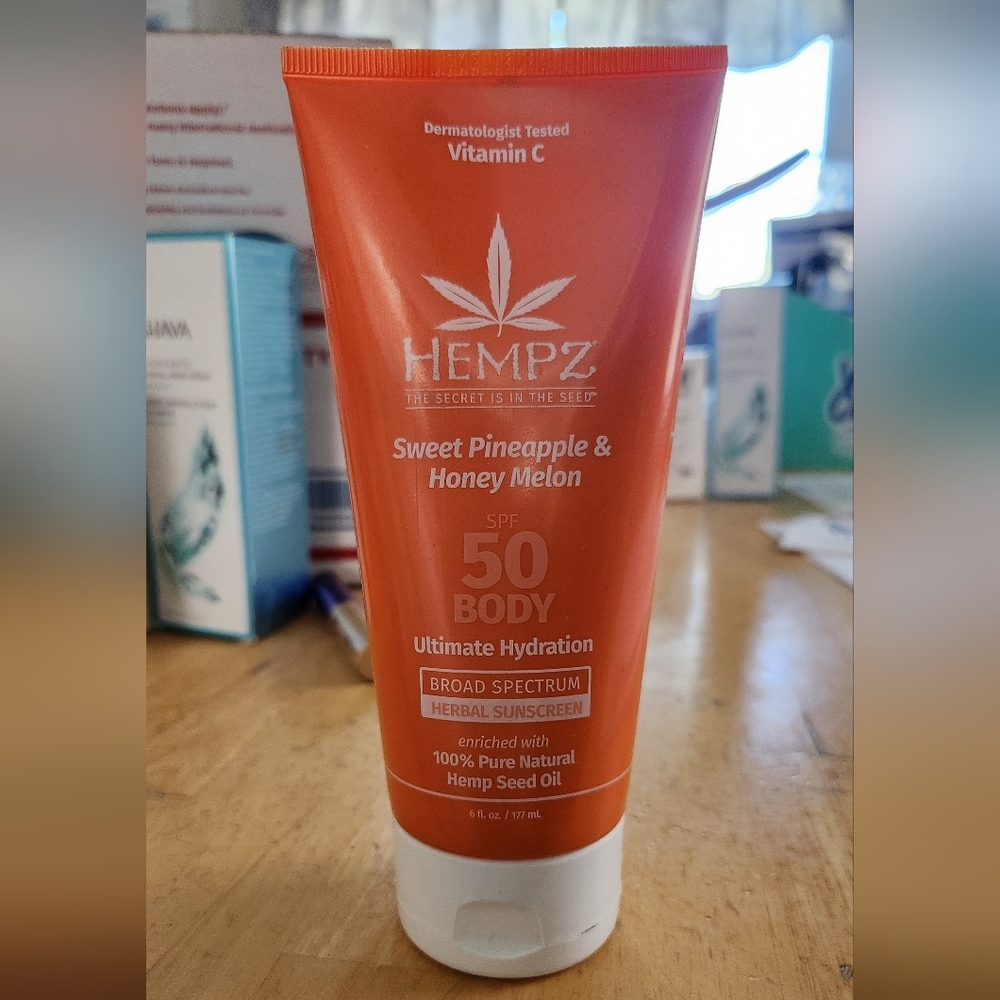Hempz Sweet Pineapple & Honey Melon SPF 50 Herbal Sunscreen